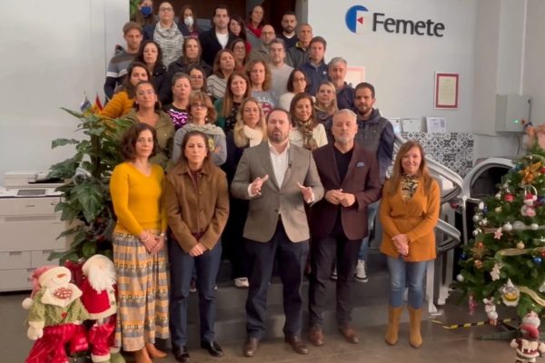 Familia Femete mensaje Navidad 2025 221225