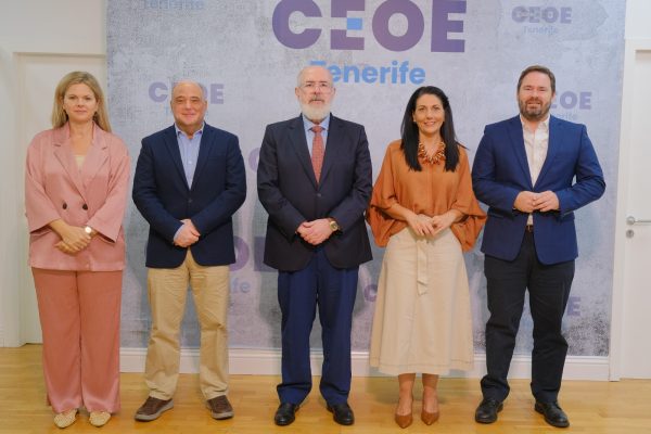CEOE, Fepeco y Femete, absentismo y economía sumergida 131026